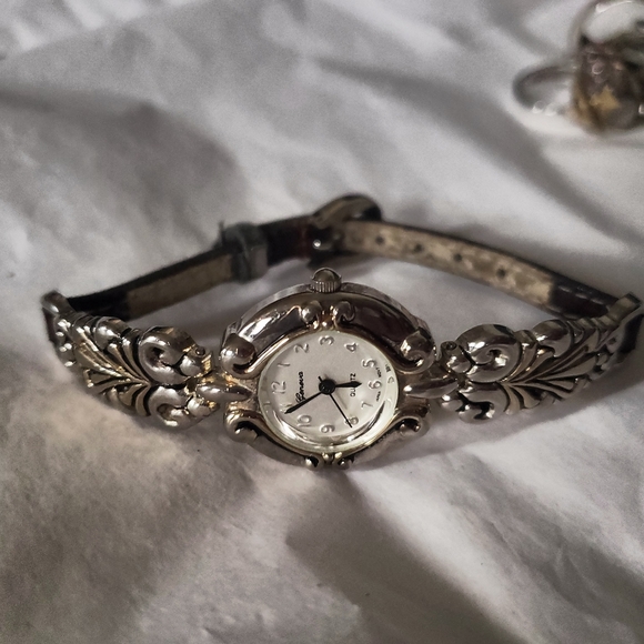 Vintage Geneva Watch main image 6